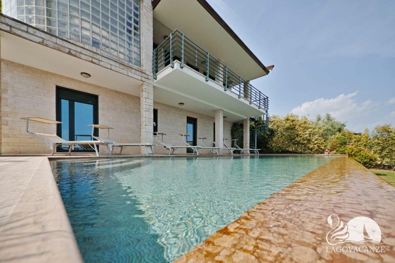 Villa Livia Luxury Roe Екстериор снимка